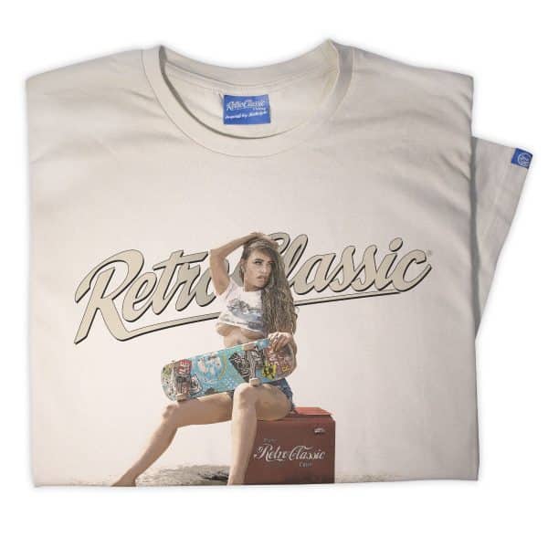 Skate board Kassie and Vintage Coke Cooler T-Shirt